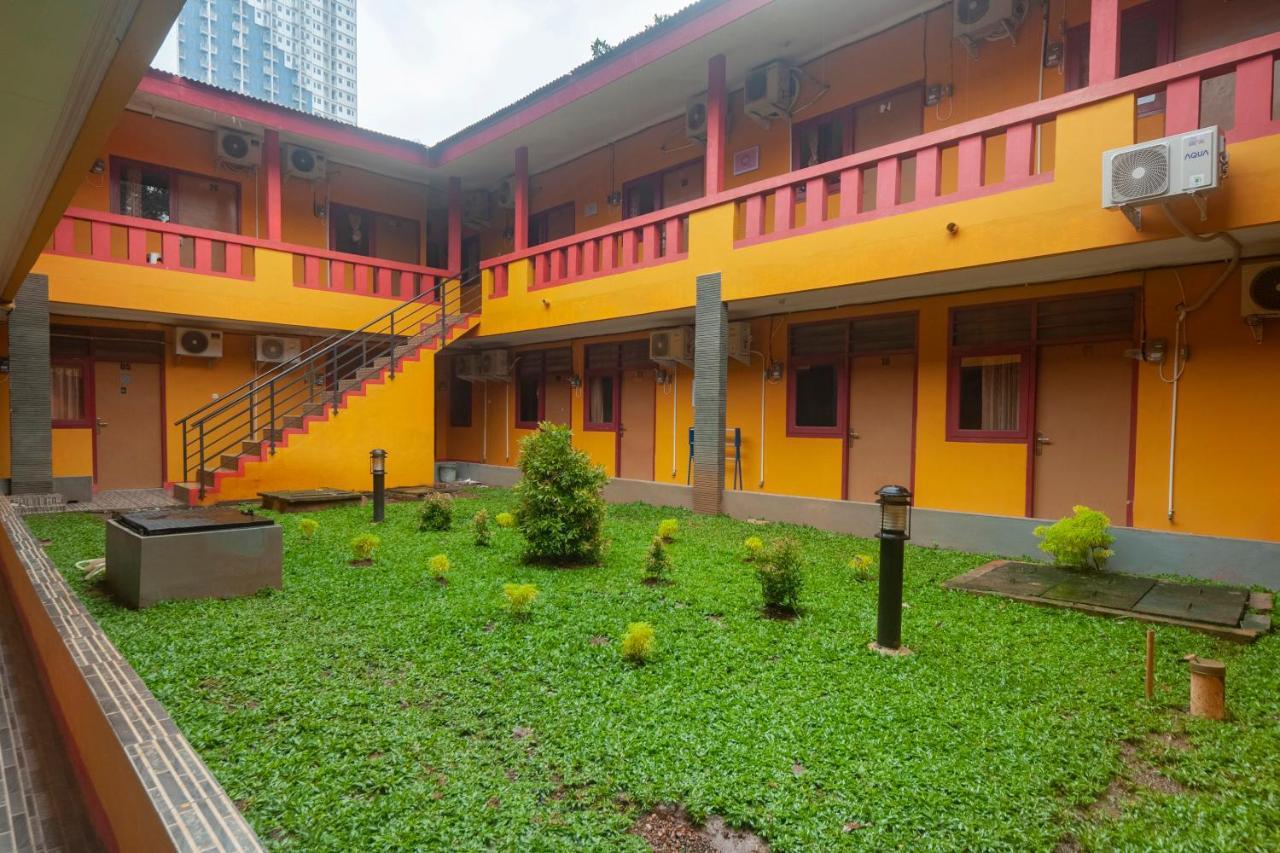 فندق Oyo Life 3034 Taman Melati ديبوك المظهر الخارجي الصورة